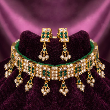 8 stone Emerald Chinchapeti