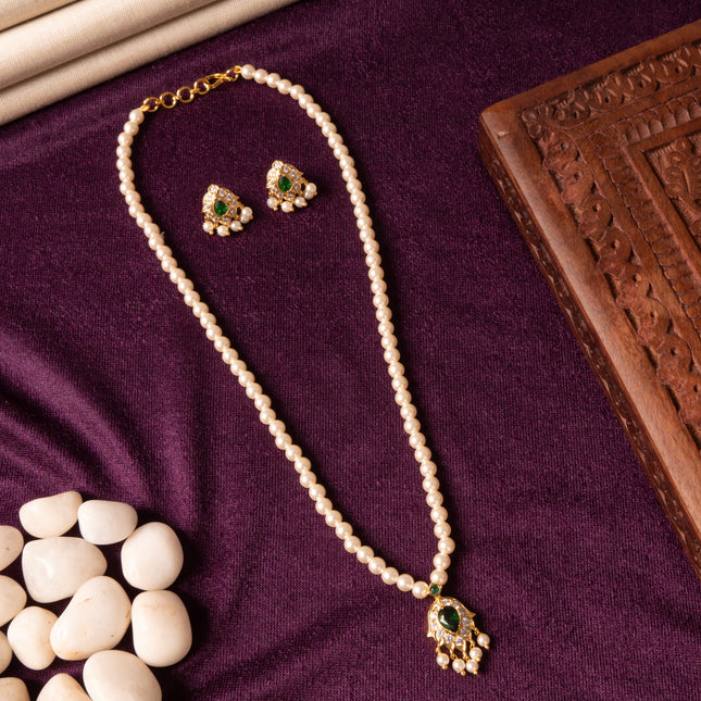 Green Pan Pendent Ek Sar