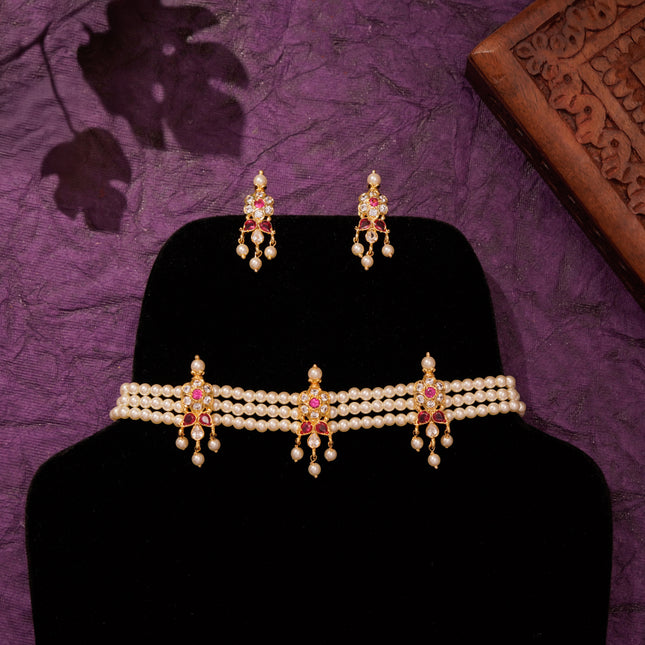 Radiant Petal Choker ( 3 Petals)