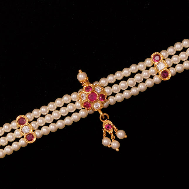 Floral Harmony Choker ( 3 Petals)
