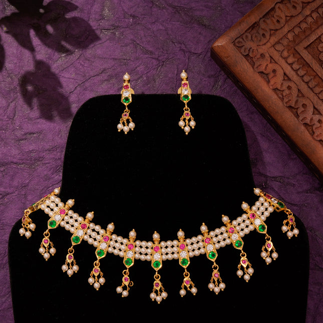 Royal Petal Choker