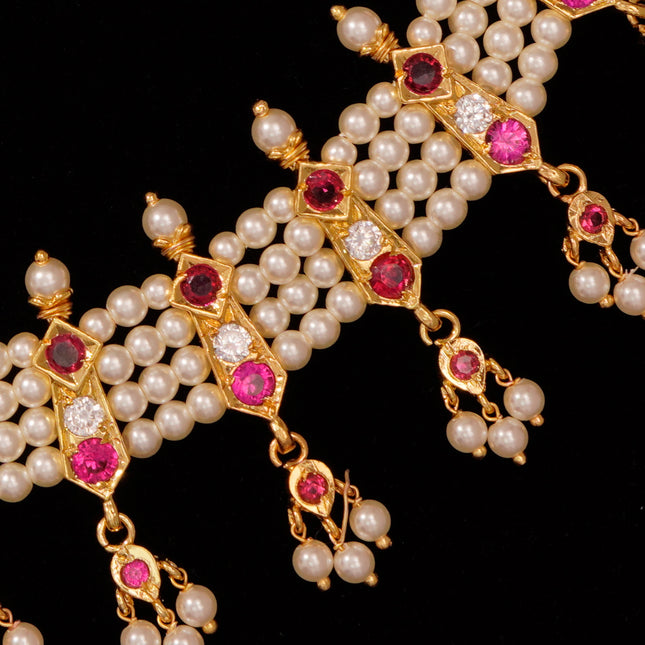 Elegant Harmony choker ( 11 Petals)