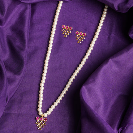 Golden Glint Necklace