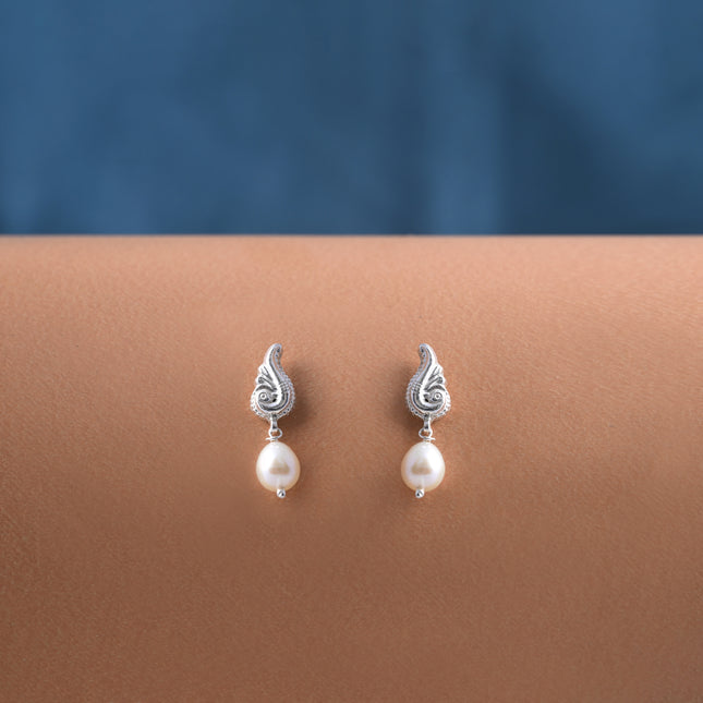 Mor Moti (92.5 Silver Stud Earrings)