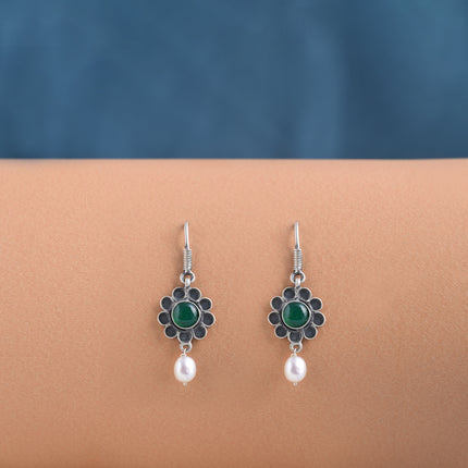 Green Onyx Daisy Pearl 92.5 Oxidised Silver Dangler Earrings