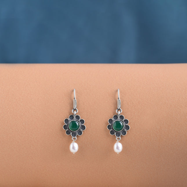 Green Onyx Daisy Pearl 92.5 Oxidised Silver Dangler Earrings