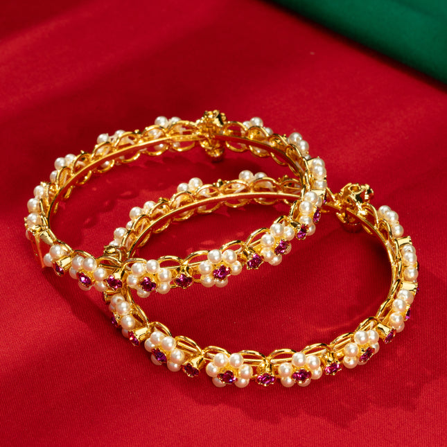 Moti Kudi Bangles