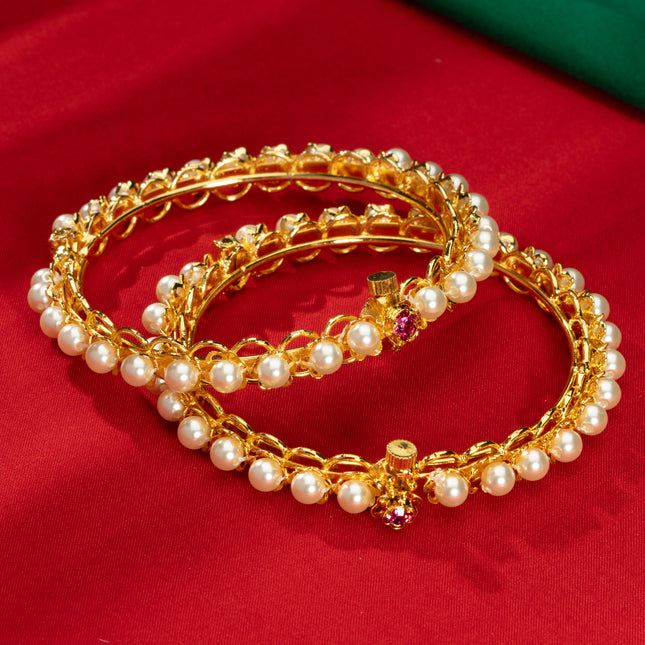Bobby Bangles