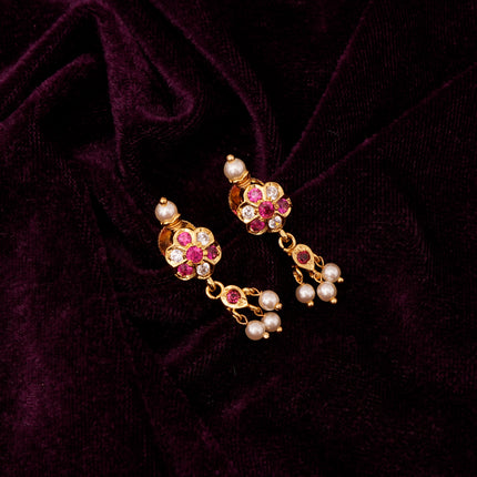 Timeless Peti Choker ( 3 Petals)