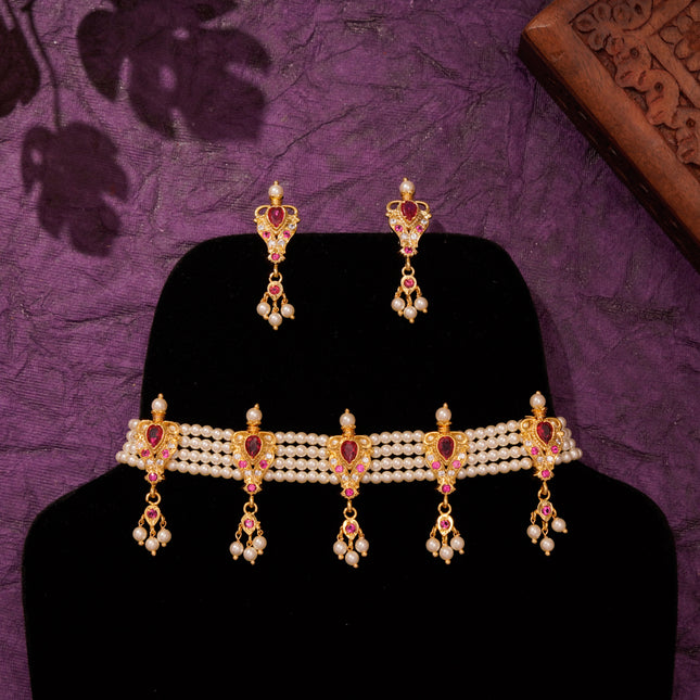 Elegant Layers Choker ( 5 petals)