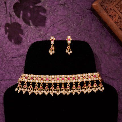 Choker Set with pearls ( 23 Petals)