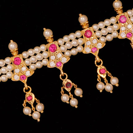 Petal Glow Choker