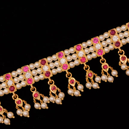 Elegant Petal Choker (19 Petals)