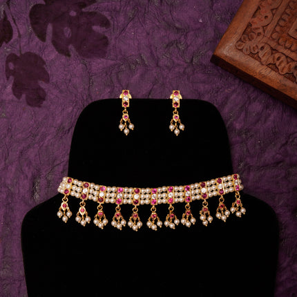 Elegant Petal Choker (19 Petals)