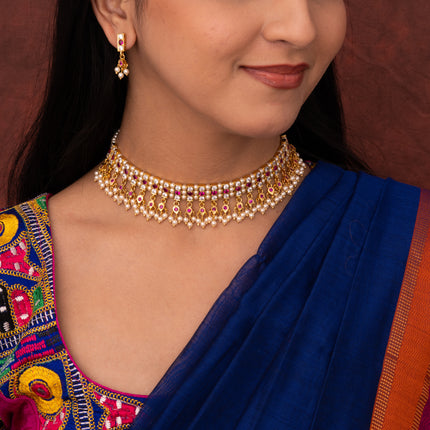Choker Set with pearls ( 23 Petals)