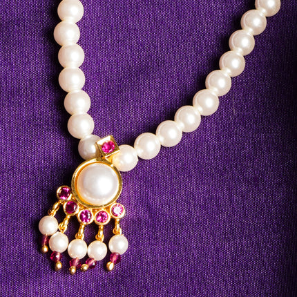 Traditional Pearl Ensemble