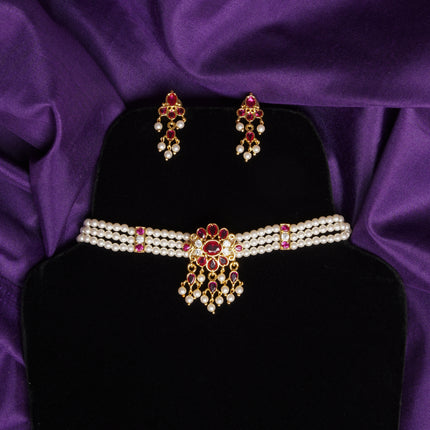 Vintage Charm Kundan Choker