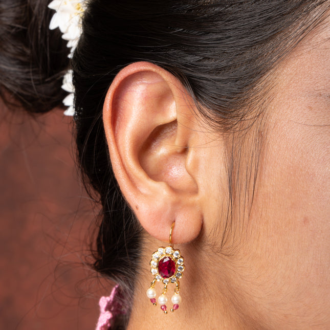 Scarlet Pearl Bloom Bugadi