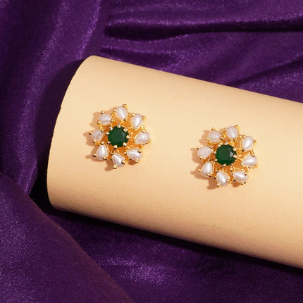 Handcrafted Embeald Moti Ear Tops
