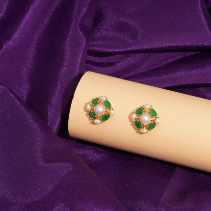 Handcrafted Embeald Moti Ear Tops