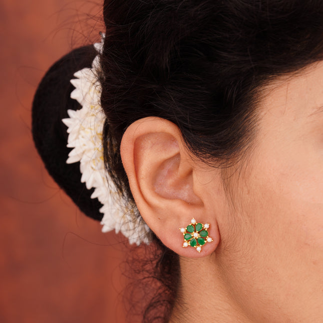 Handcrafted Emrald Moti Ear Tops