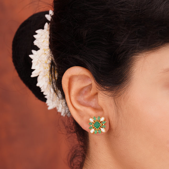 Handcrafted Embeald Moti Ear Tops