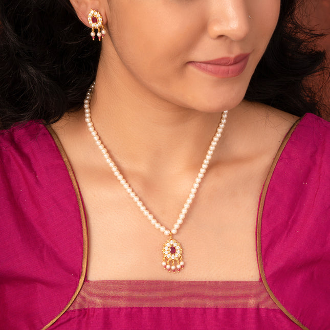 Graceful Single Strand Set